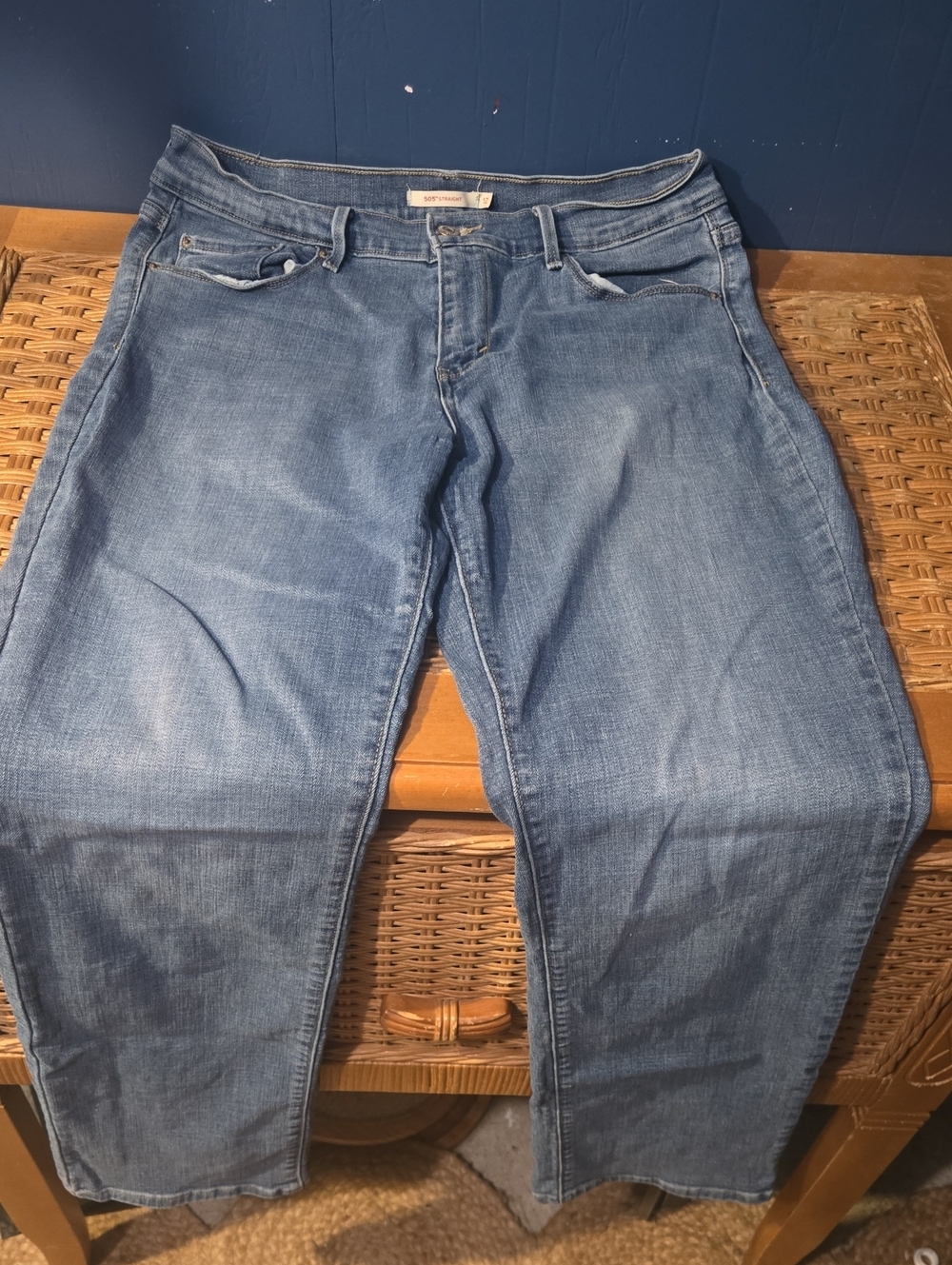 Womens 505 Levi Straight - Picture 6 of 8